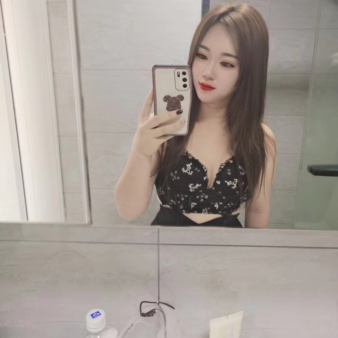 五百两次的兼职小护士